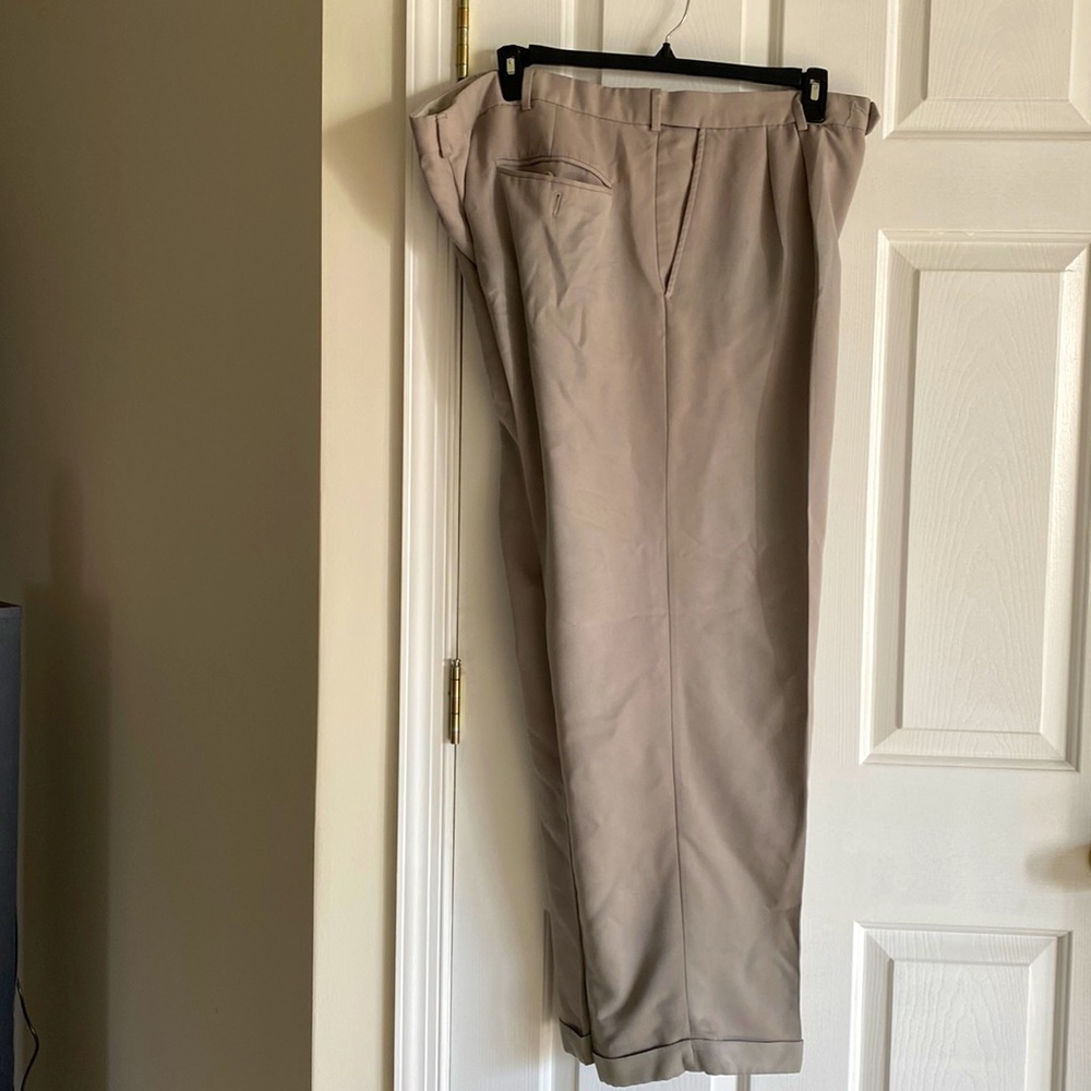 George Men Brown Pleated Pants With Extended Waist and Cuff Bottoms